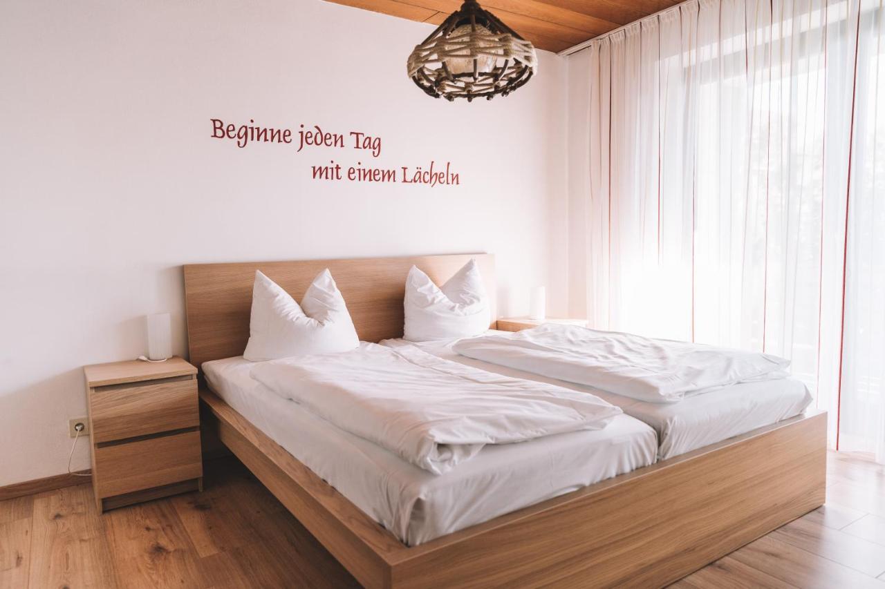 Landgasthof Zum Hieblwirt Hotel Neukirchen  Bagian luar foto