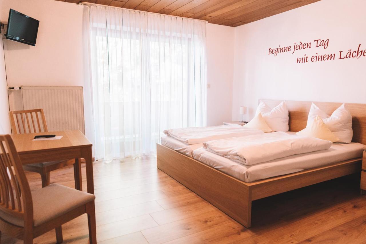 Landgasthof Zum Hieblwirt Hotel Neukirchen  Bagian luar foto